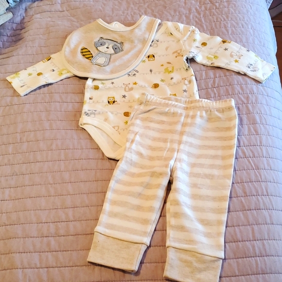 Raccoon / Fox Onesie Set with Leggings - Picture 1 of 5